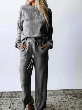 Cozy Women's Polyester Lounge Wear Set - Long Sleeve T-Shirt and Elastic Waist Pants, Knitted Leisure Set