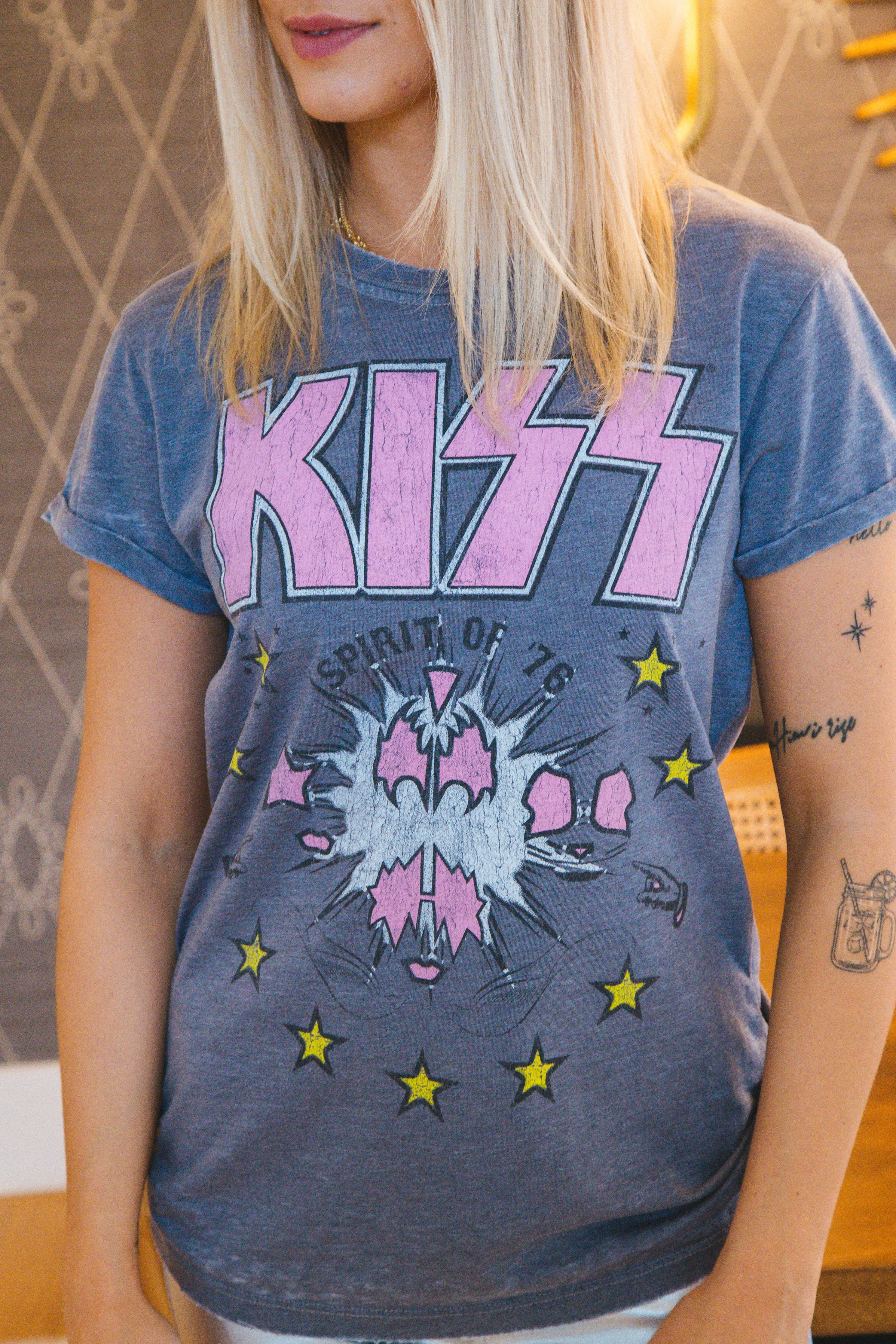 Kiss Burn Out Tee, Steel Grey | Recycled Karma