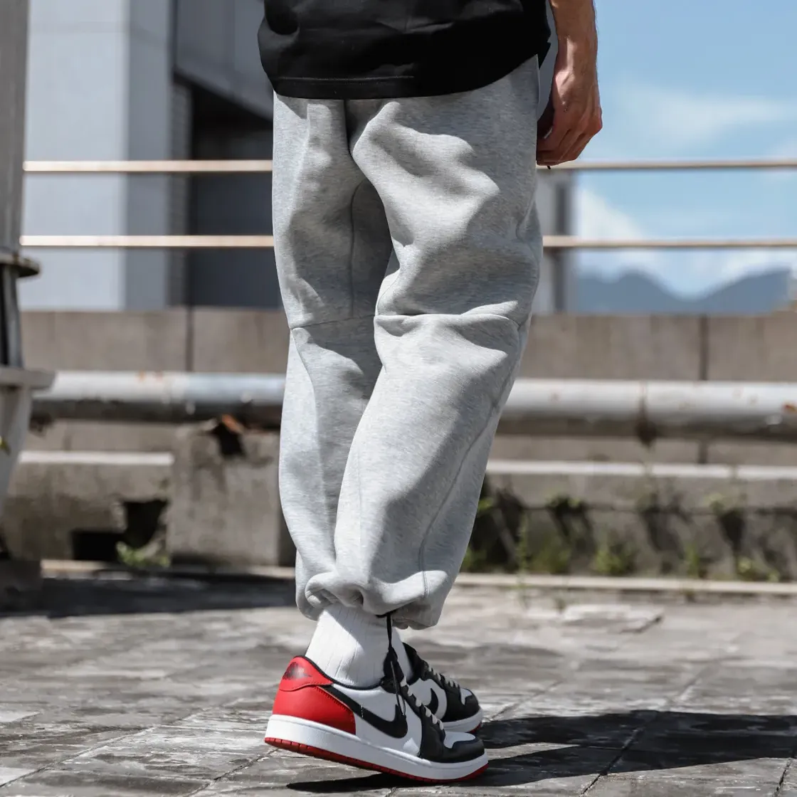 Nike Sportswear Tech Fleece Sweatpants [FB8013]