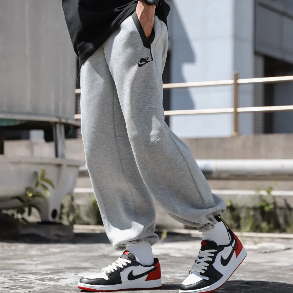 Nike Sportswear Tech Fleece Sweatpants [FB8013]